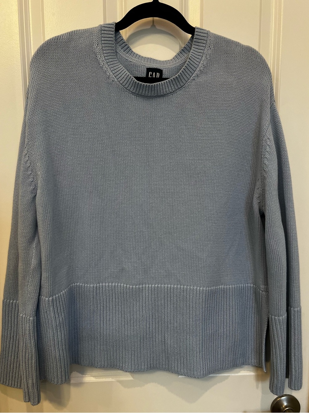 GAP Light Blue Women's Crewneck Sweater